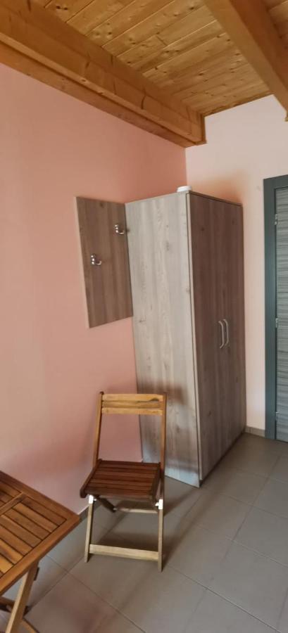 Pensiune Si Cazare La Mitza Giarmata Екстериор снимка